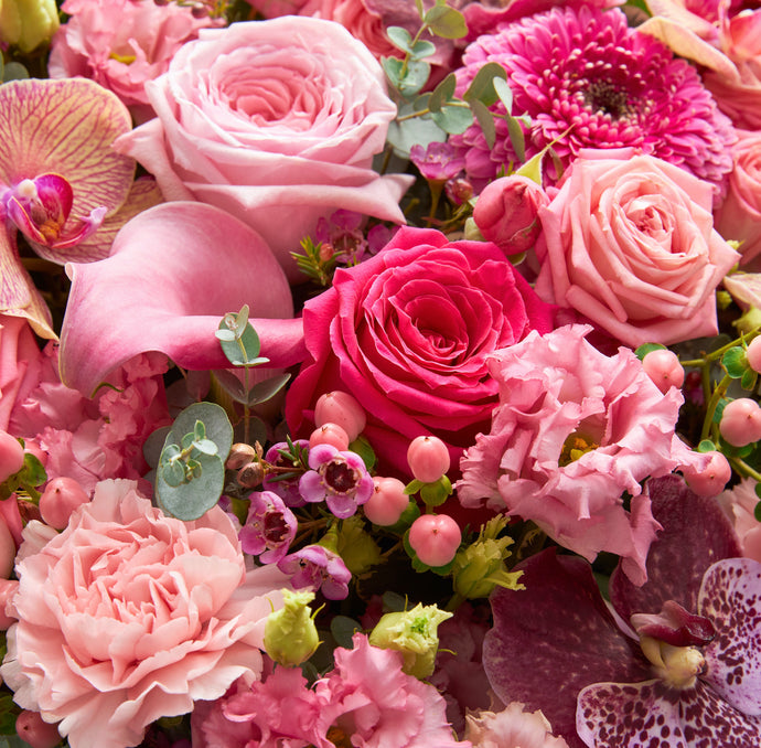 Celebrate Mother's Day 2024 with Our Luxury Floral Designs