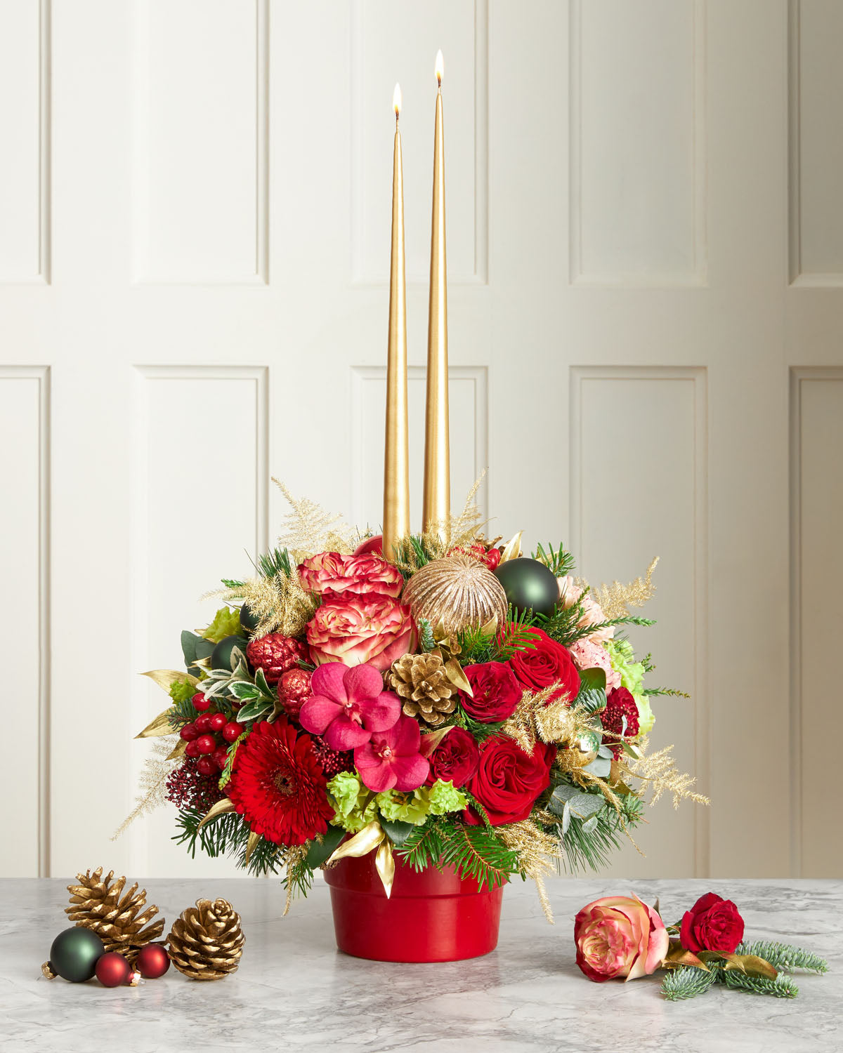 'Merry & Bright' Signature Candle Arrangement