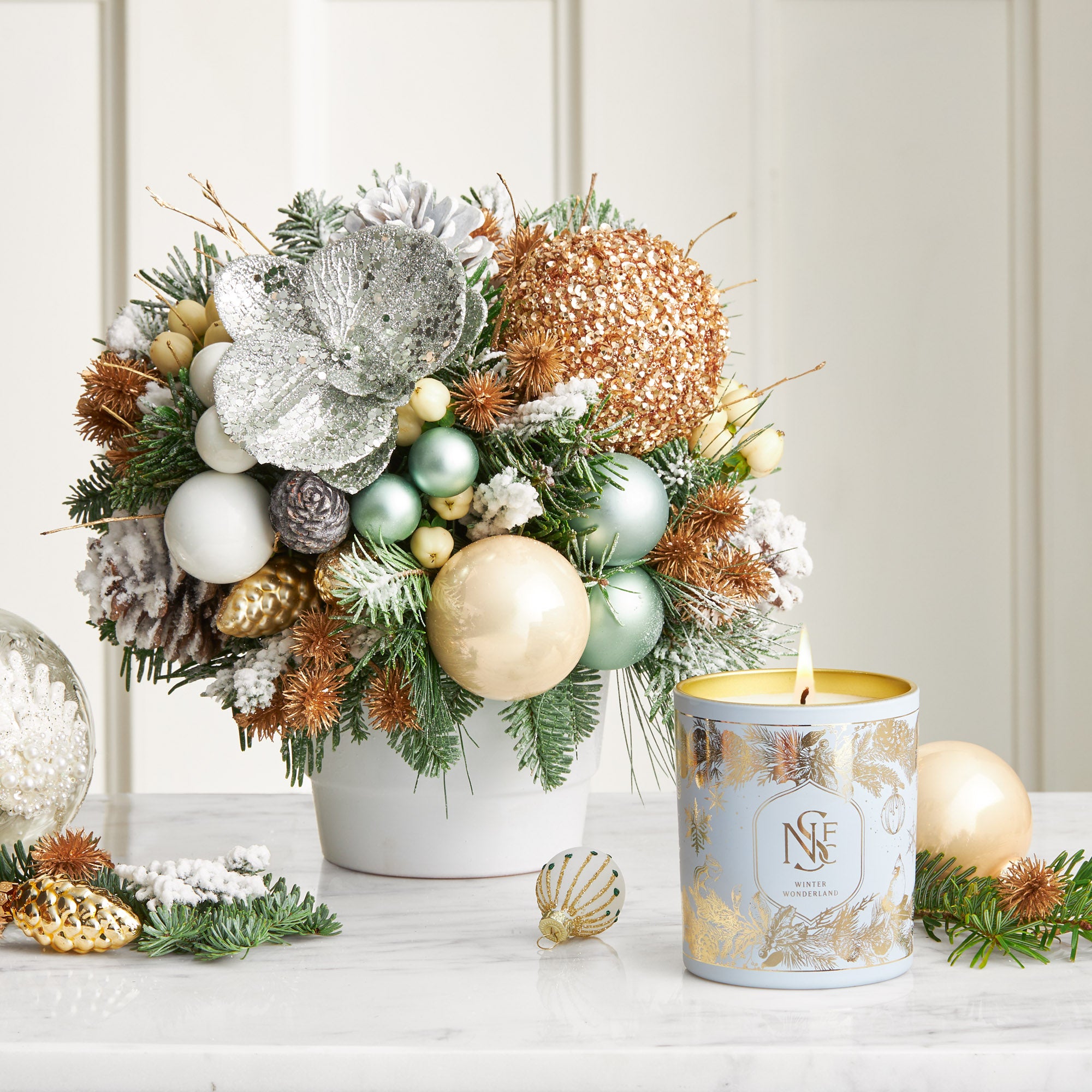 'Winter Wonderland' Petite Couture & Candle Gift Set